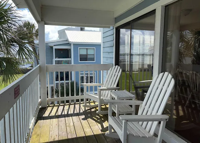 Lagoon Front Paradise With Access Holiday home *