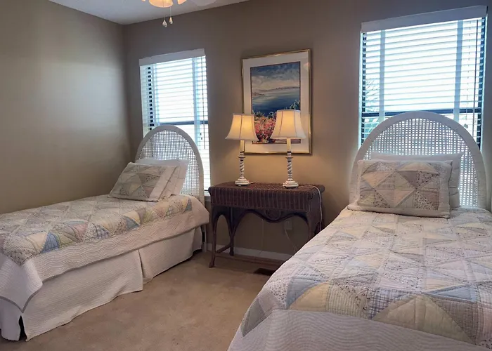 Lagoon Front Paradise With Access Holiday home *